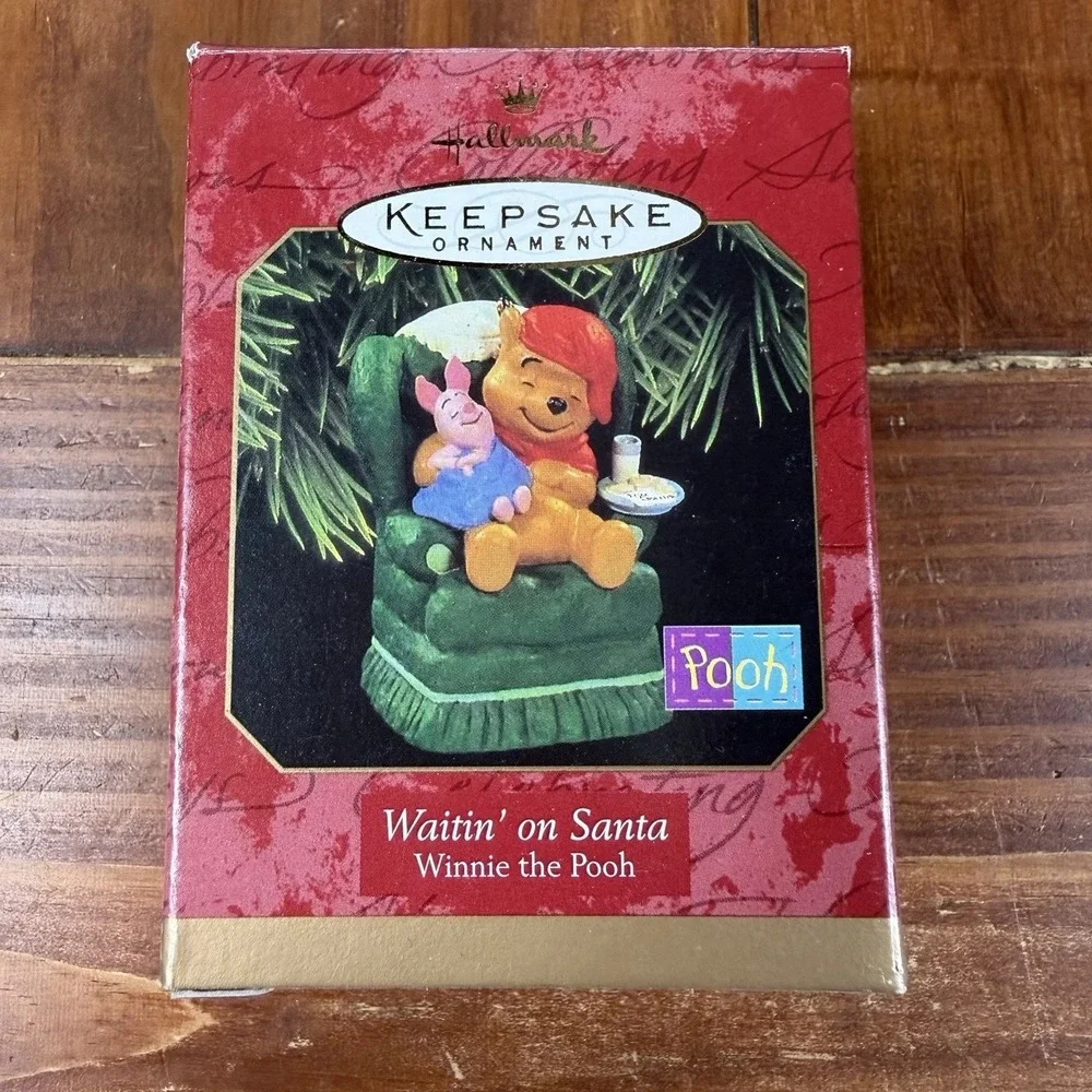 Vintage 1997 Hallmark Keepsake Waitin' on Santa Winnie the Pooh Disney Piglet